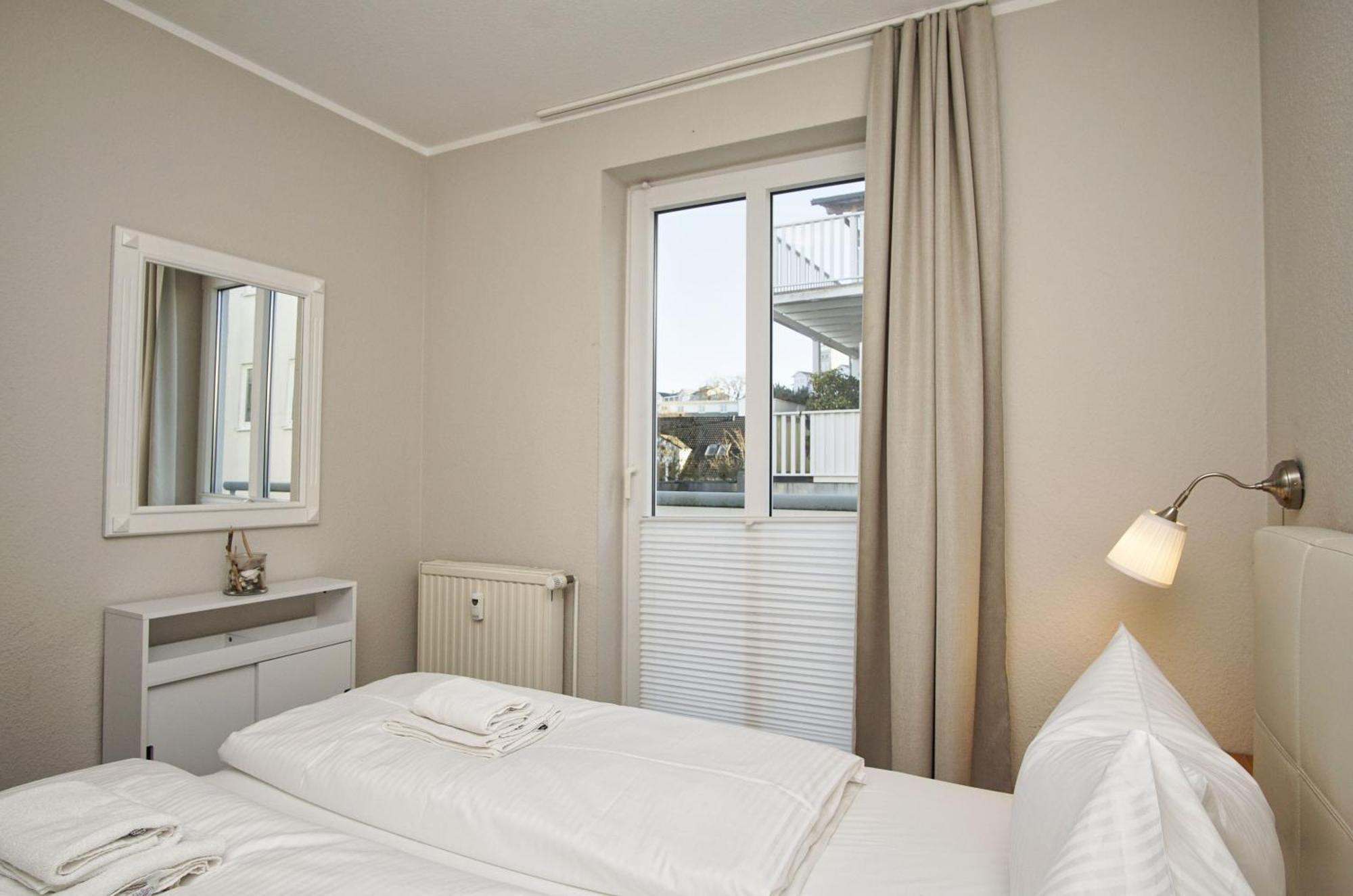 Zentrale Fewo Mit Balkon, Gratis Nutzung Vom Ahoi Erlebnisbad Und Sauna In Sellin - Villa Buskam Fewo 27 Goehren  Exteriör bild