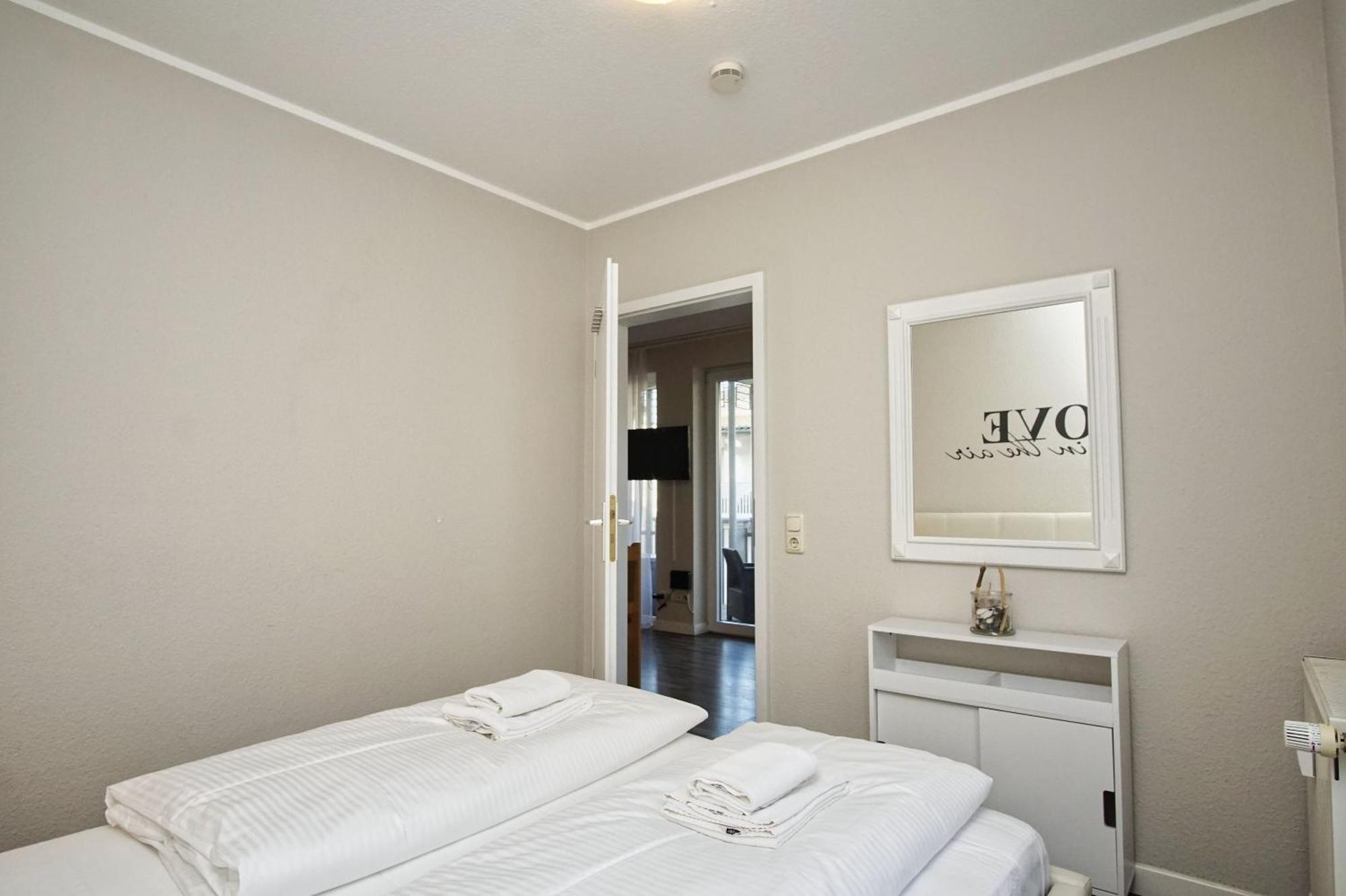 Zentrale Fewo Mit Balkon, Gratis Nutzung Vom Ahoi Erlebnisbad Und Sauna In Sellin - Villa Buskam Fewo 27 Goehren  Exteriör bild