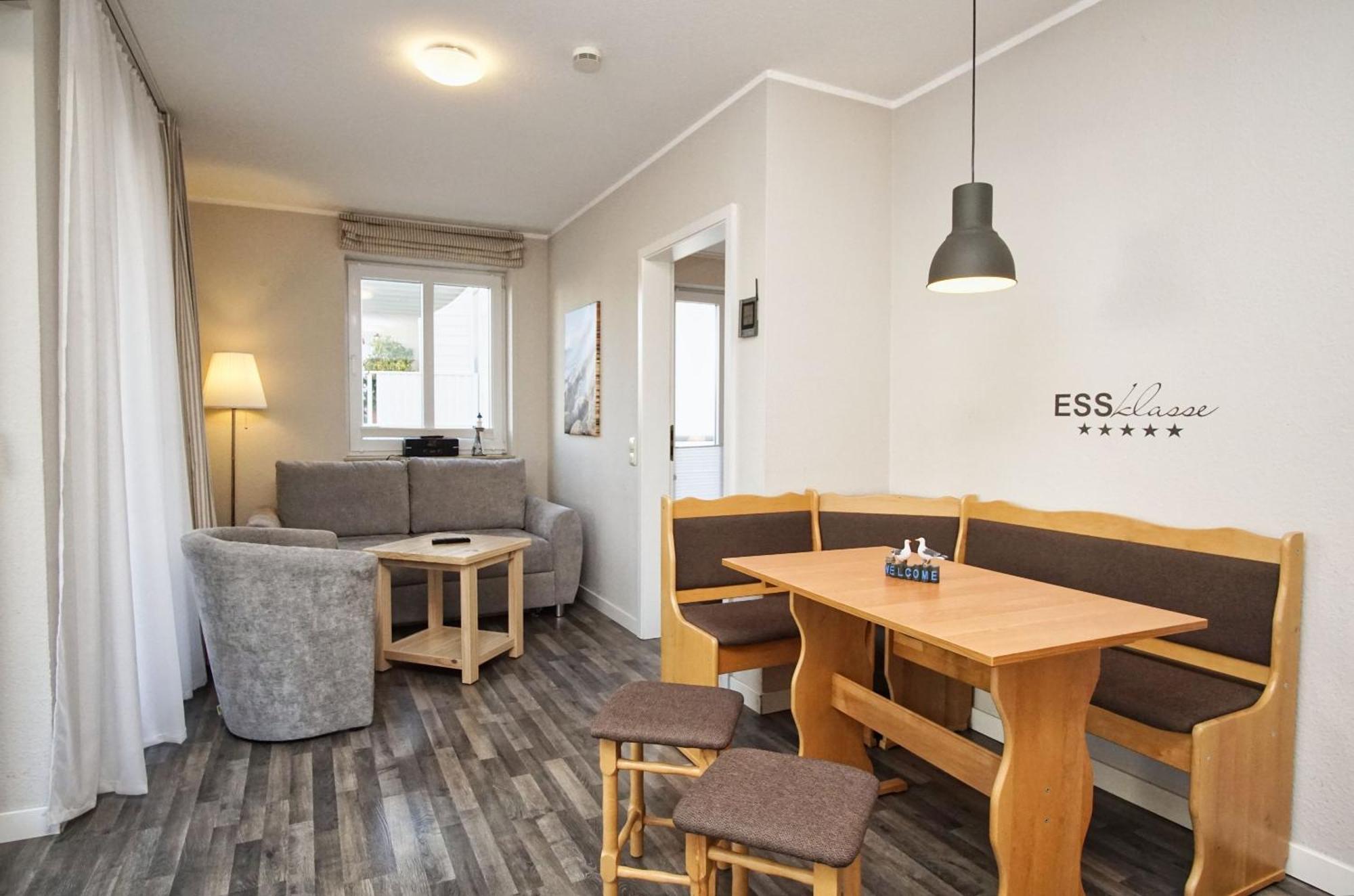 Zentrale Fewo Mit Balkon, Gratis Nutzung Vom Ahoi Erlebnisbad Und Sauna In Sellin - Villa Buskam Fewo 27 Goehren  Exteriör bild